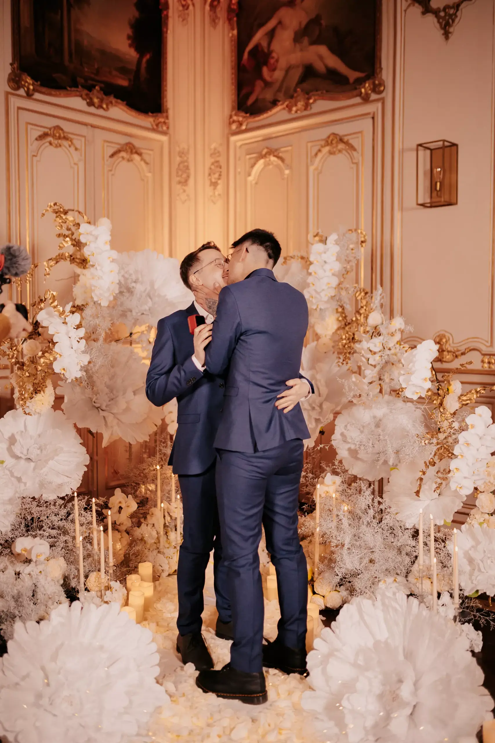 What is the Best Time of Year to Propose in Paris?