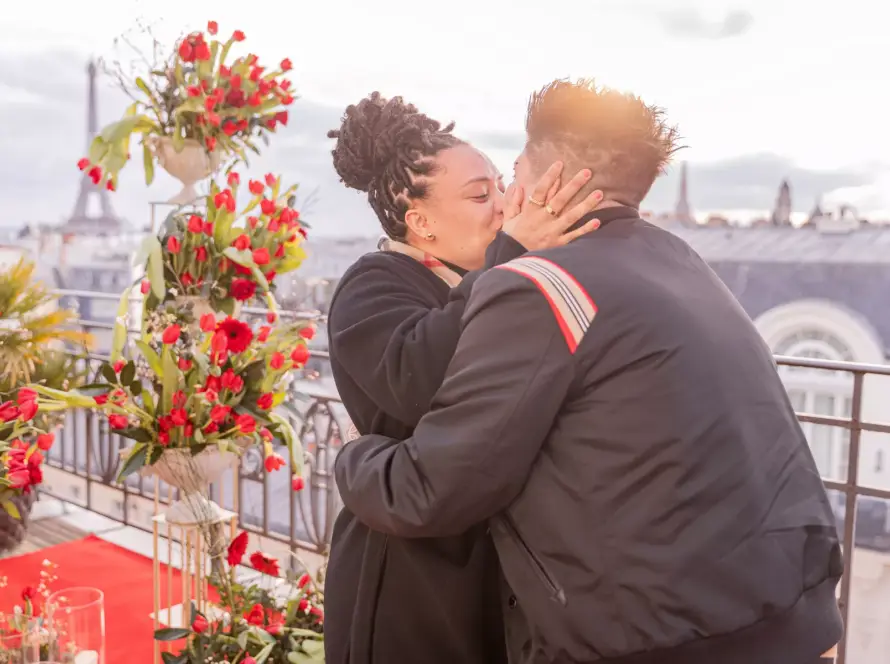 romantic-proposal-paris